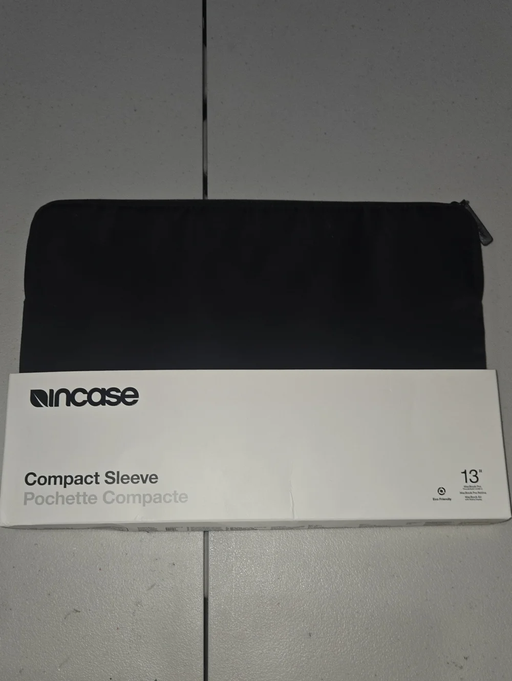 Incase Compact Sleeve 13